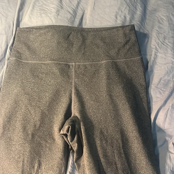 Fabletics Power Hold size large - Picture 3 of 7